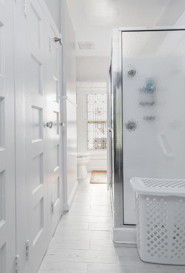 Antoinette'S Apartments & Suites Кейп Мей Екстериор снимка