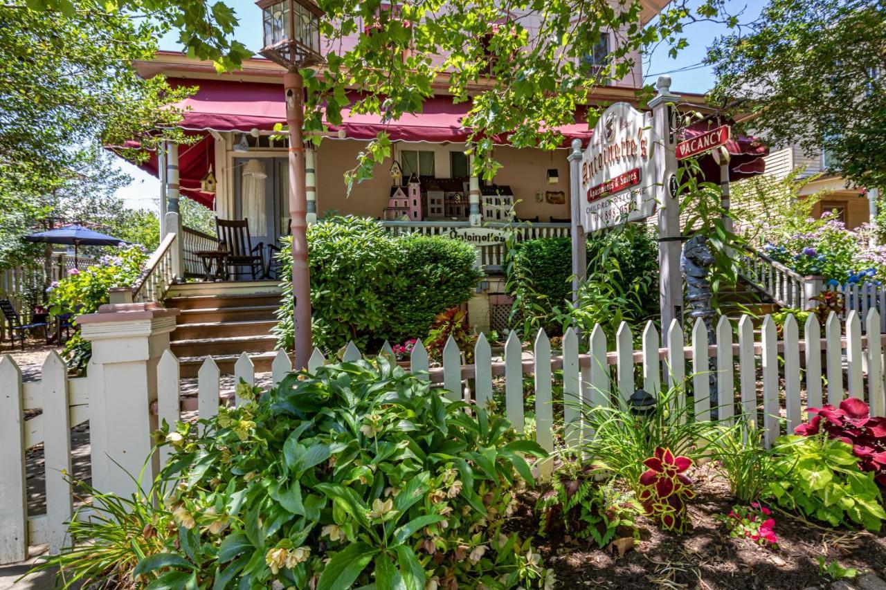 Antoinette'S Apartments & Suites Кейп Мей Екстериор снимка