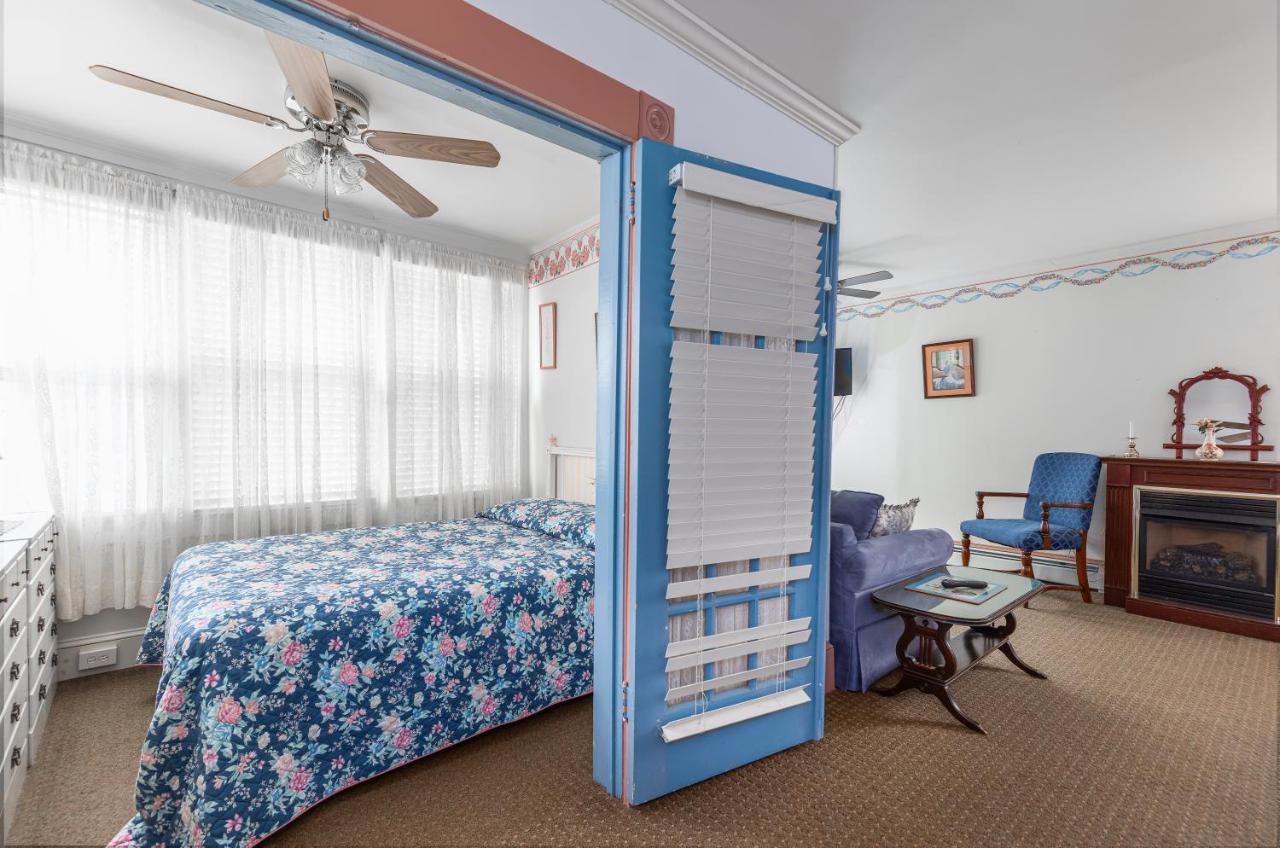 Antoinette'S Apartments & Suites Кейп Мей Екстериор снимка